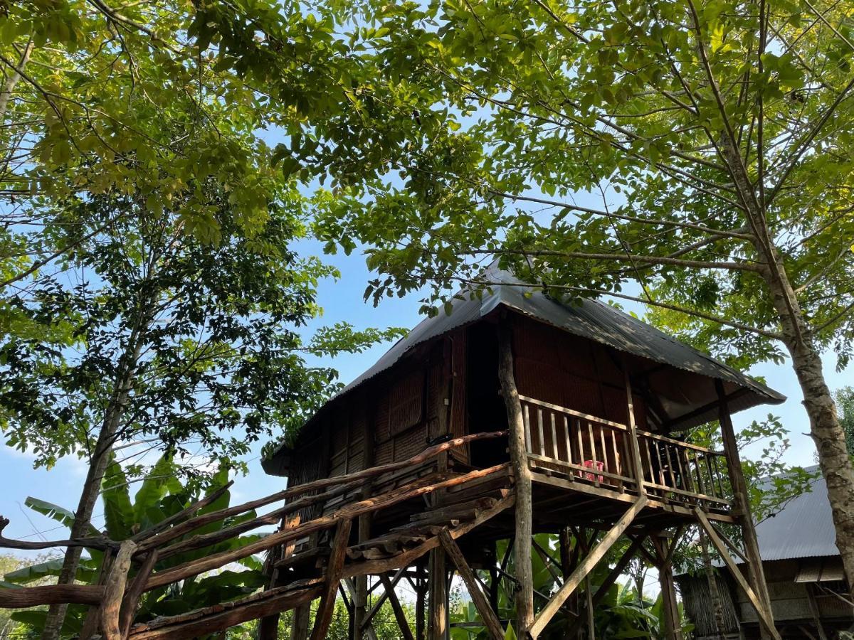 Sunny Field Eco Stilt House Villa Cat Tien Exterior photo