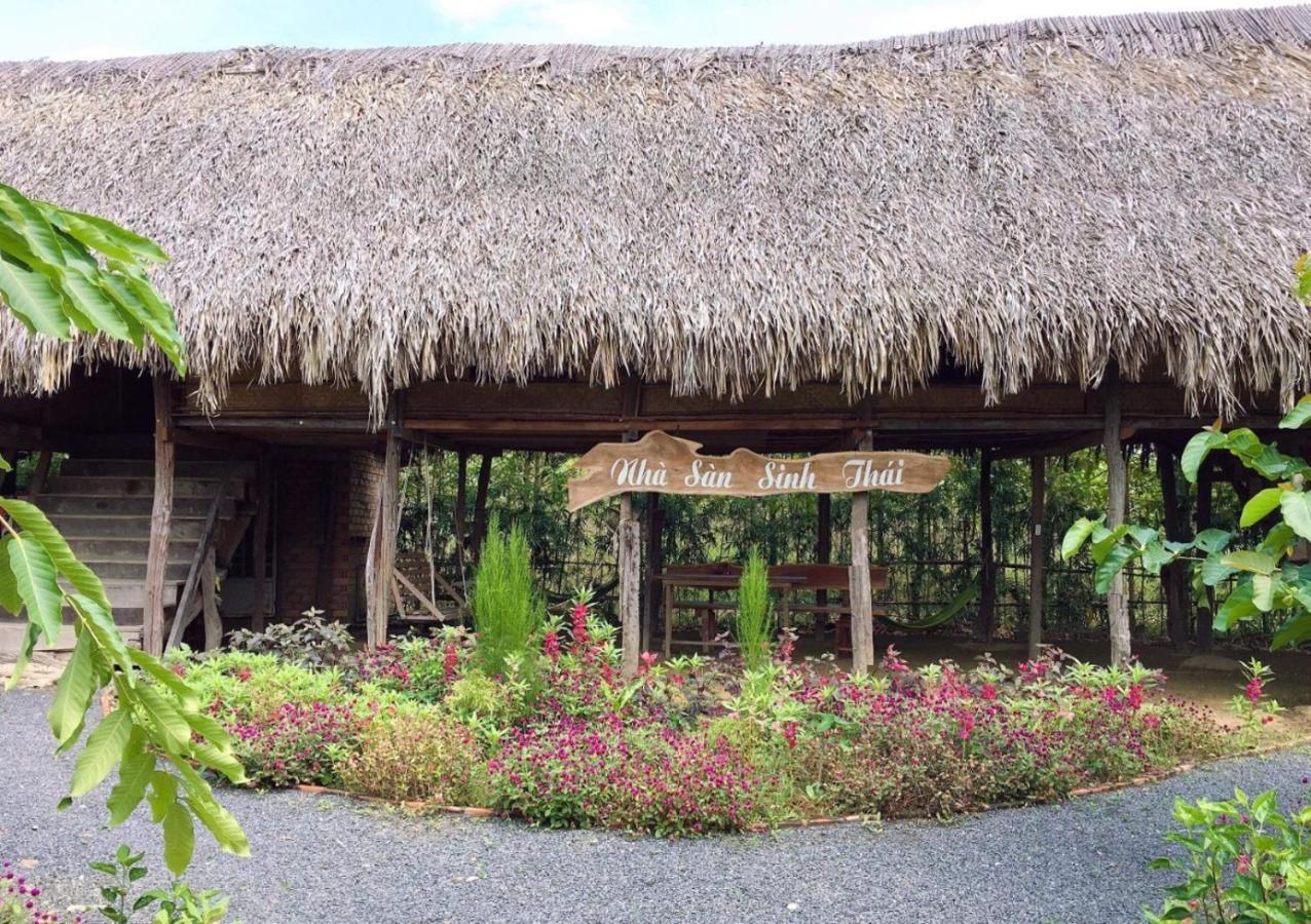 Sunny Field Eco Stilt House Villa Cat Tien Exterior photo